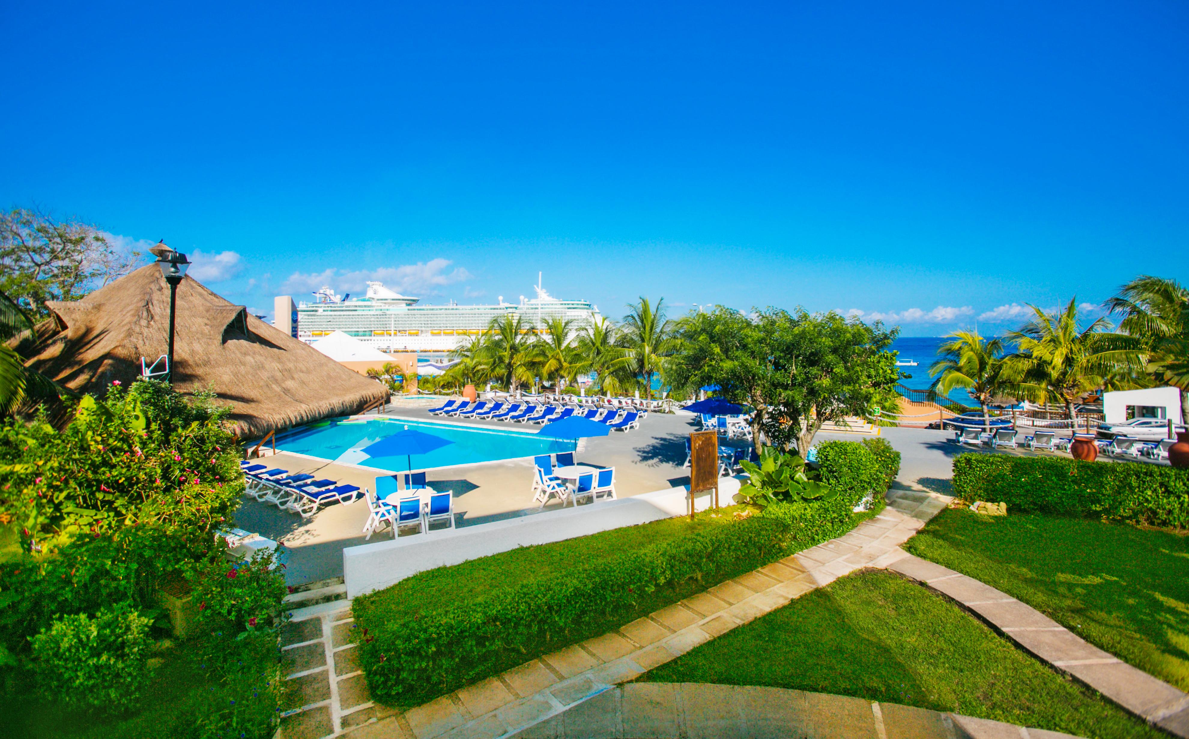 Hotel Casa Del Mar & Dive With Free Access To An Exclusive Club Cozumel