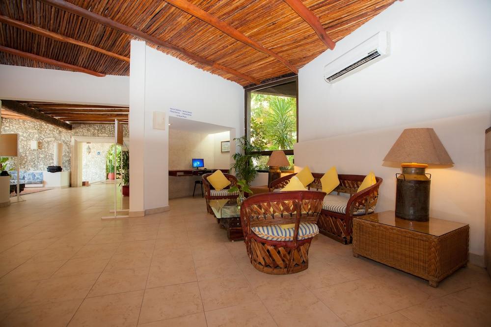 Hotel Casa Del Mar & Dive With Free Access To An Exclusive Club