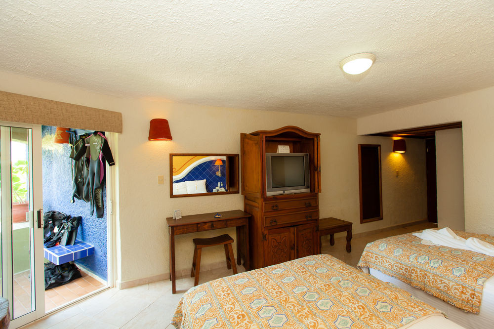 Hotel Casa Del Mar & Dive With Free Access To An Exclusive Club